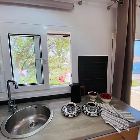 Apartment The Blue House Ii Vromolithos