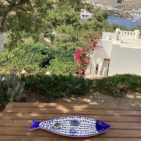 The Blue House Ii شقة Vromolithos