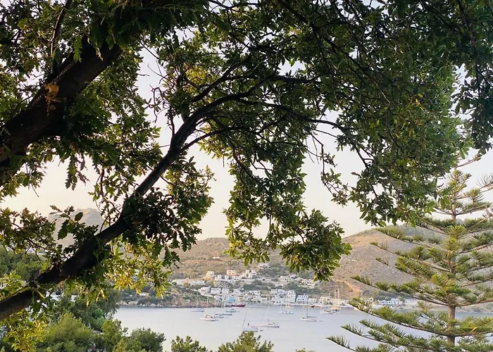 The Blue House Ii شقة Vromolithos